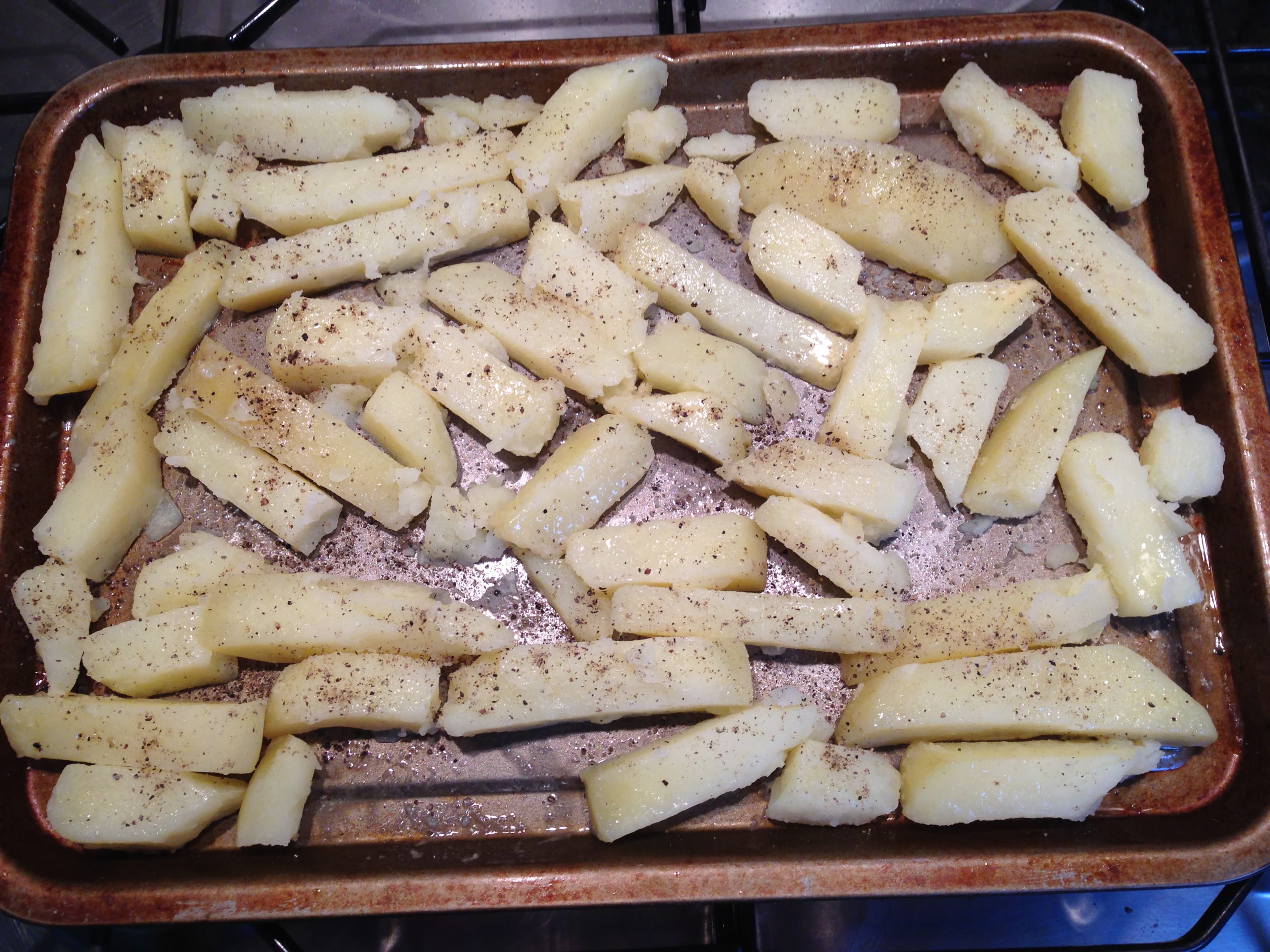 chips-boiled-with-salt-and-pepper